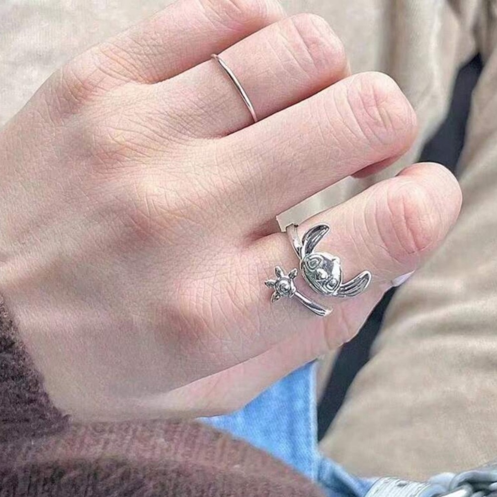 Silver Stitch Ring - Picture 4 of 5